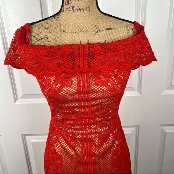 Sz S Stylestalker Stella Midi Off the Shoulder Red Lace Dress $241 MSRP - Picture 8 of 15